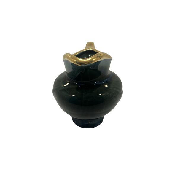 Hull emerald green drip glaze pitcher with eagle embossed, 6" - Picture 2 of 9